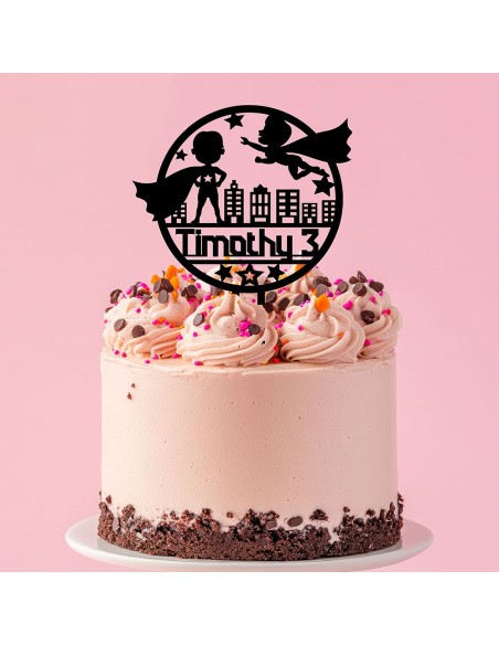 Taarttopper op Maat: Superhelden met Naam en Leeftijd