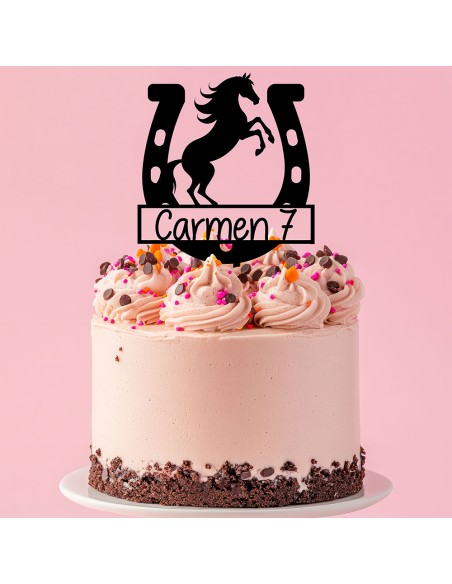 Taarttopper op Maat: Hoefijzer en Paard met Naam en Leeftijd