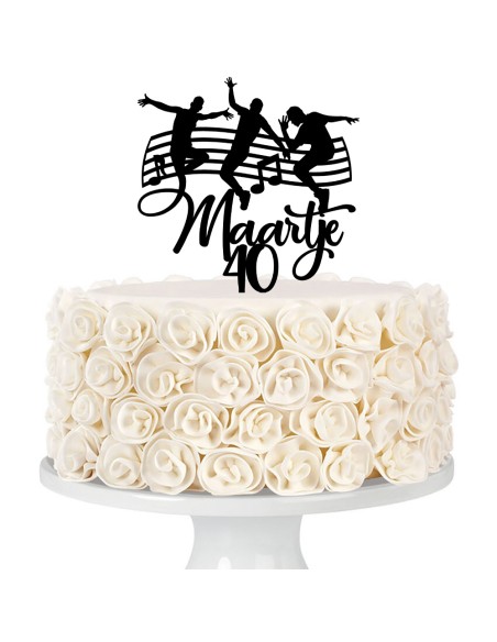 Taarttopper op Maat: Dansers met Naam en Leeftijd