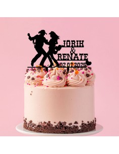 Taarttopper op Maat: Bruidspaar Western met Naam en Datum