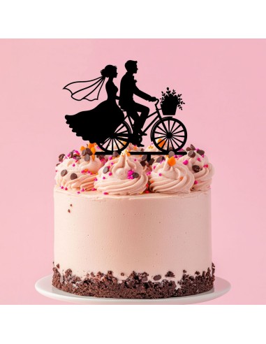Taarttopper op Maat: Bruidspaar op de Fiets